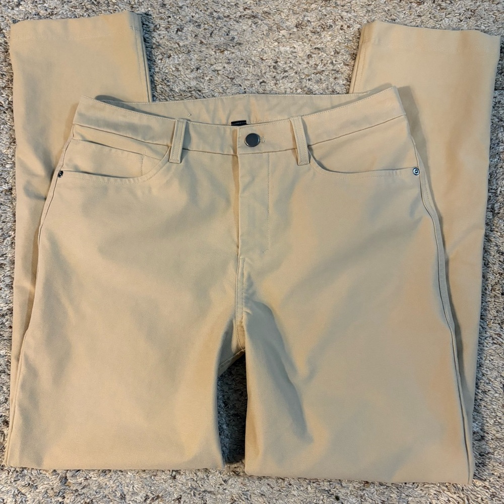 lululemon athletica Khaki Straight Leg Pants Size 31 EUC